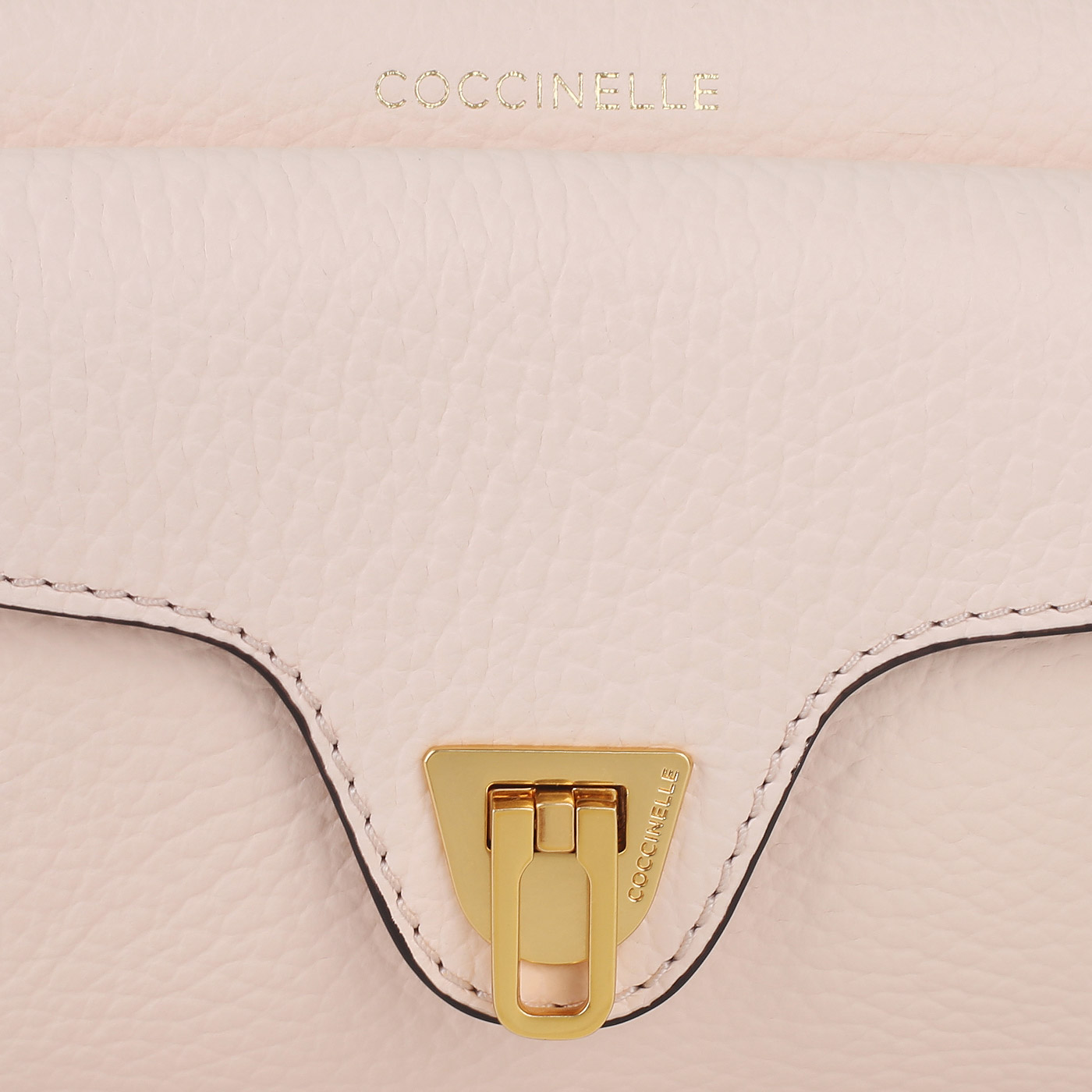 Сумка через плечо Coccinelle Beat Soft Ribb